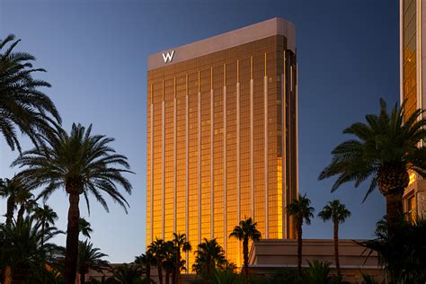W Las Vegas .